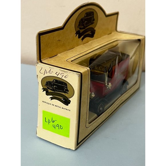 LLEDO 1/64 Diecast 1920 Ford Model T Van Truck Albert Dock liverpool England - Picture 6 of 9